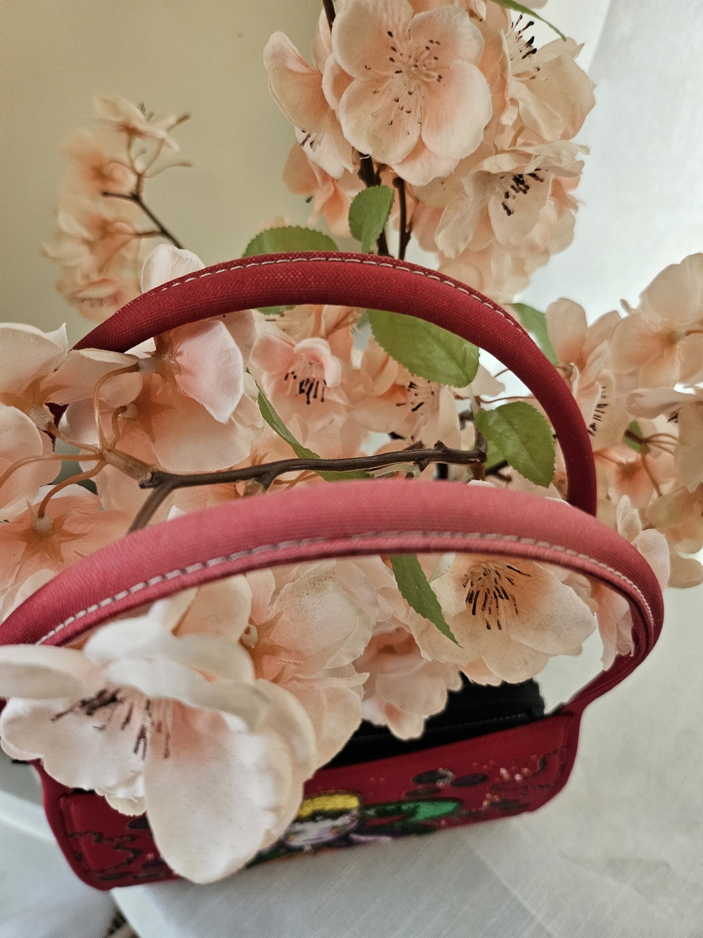 Red Sequin Jester Appliqué Shoulder Bag Vintage Mardi Gras Purse Bold Bright - Picture 16 of 16